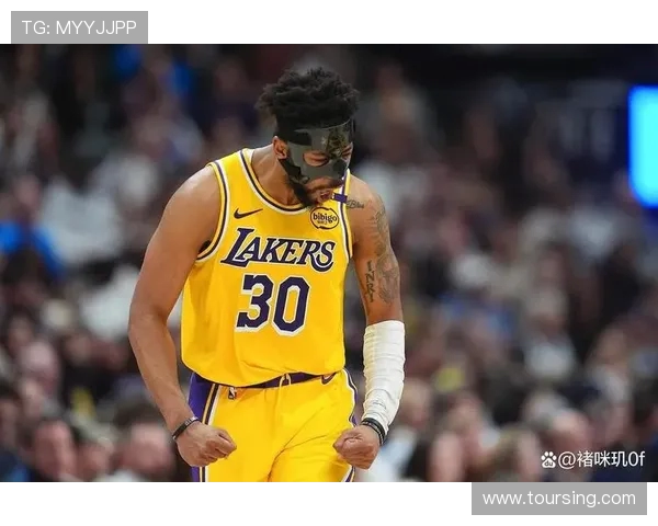 湖人高歌猛进后骤遇低潮12月战绩下滑原因成焦点持续引发热议
