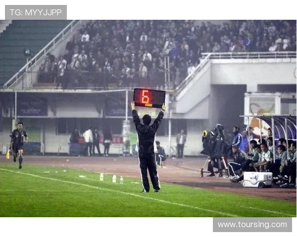 罗比尼奥瓦斯社媒告别马赛身披蓝白战袍是荣幸的足球记忆生涯高光